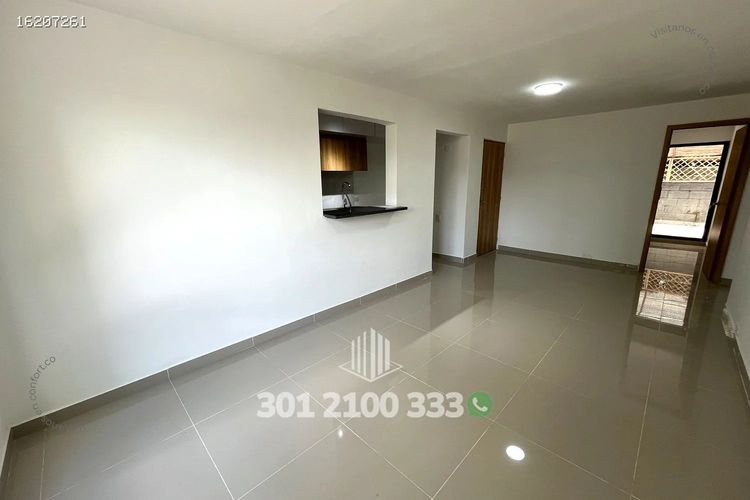 Apartamento de 3 alcobas en venta en El Tesoro, Medellín, 78 m² · foto 3 de 21