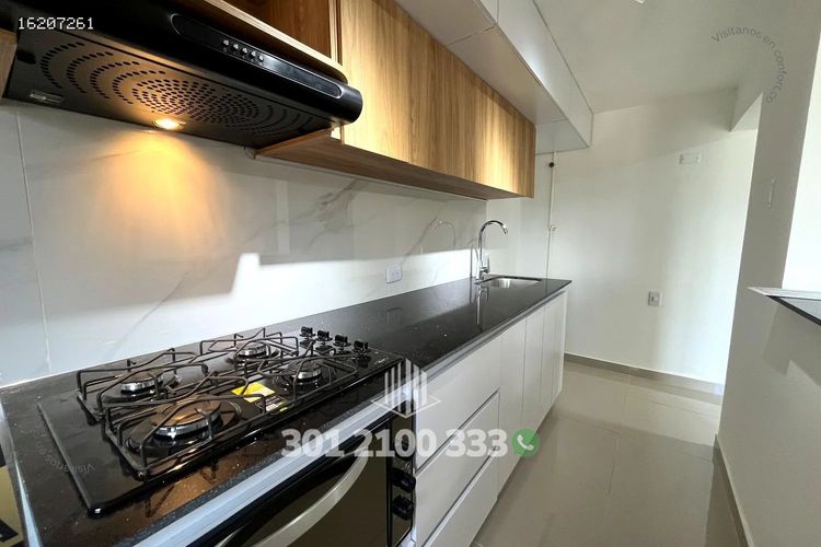 Apartamento de 3 alcobas en venta en El Tesoro, Medellín, 78 m² · foto 6 de 21