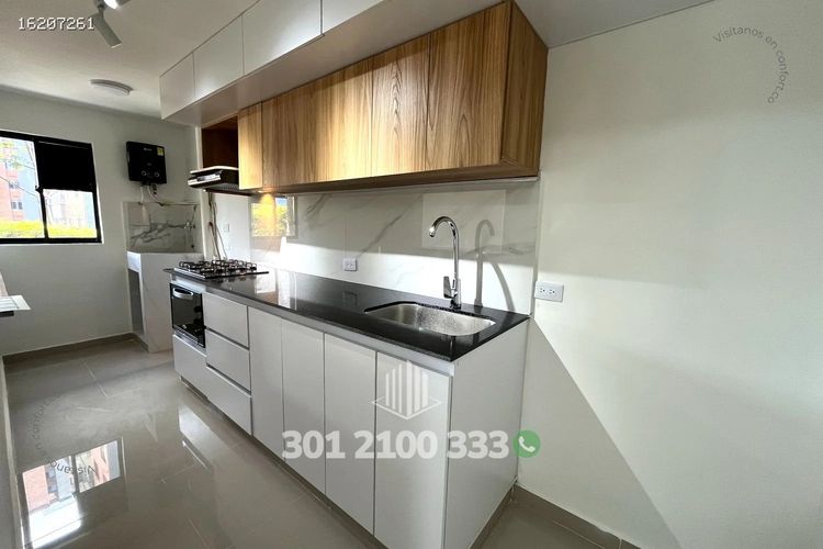 Apartamento de 3 alcobas en venta en El Tesoro, Medellín, 78 m² · foto 5 de 21