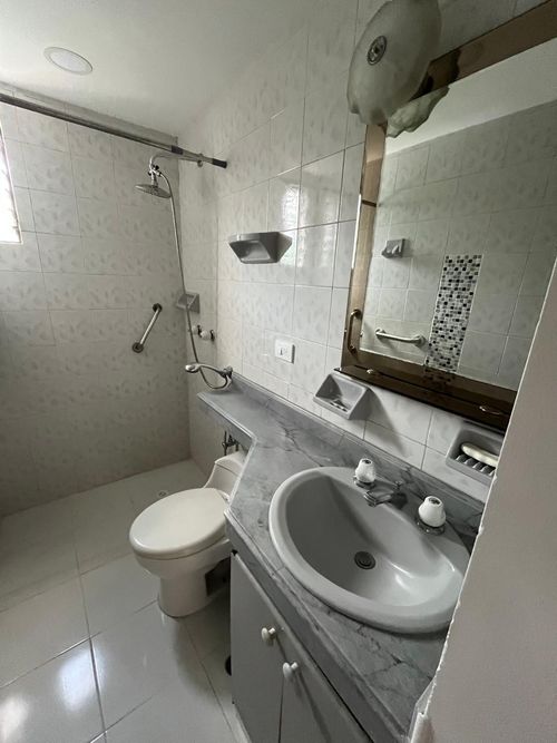 Apartamento de 3 alcobas en venta en Cabecera Del Llano, Bucaramanga, 166 m² · foto 15 de 20