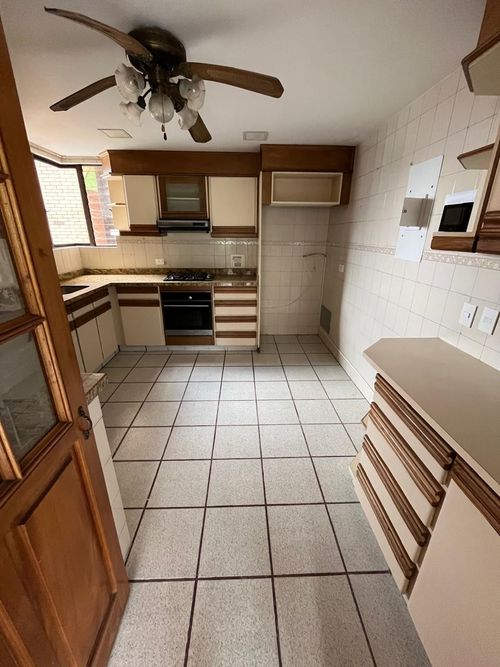Apartamento de 3 alcobas en venta en Cabecera Del Llano, Bucaramanga, 166 m² · foto 12 de 20