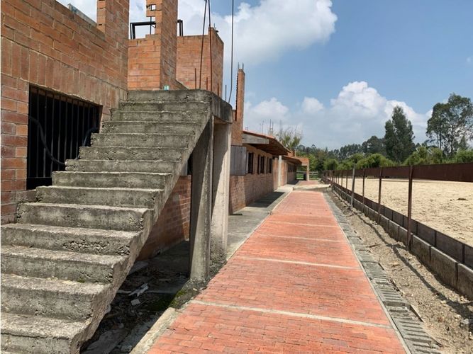 Finca en venta en Pinos Polo Club, Mosquera, 1567 m² · foto 16 de 22
