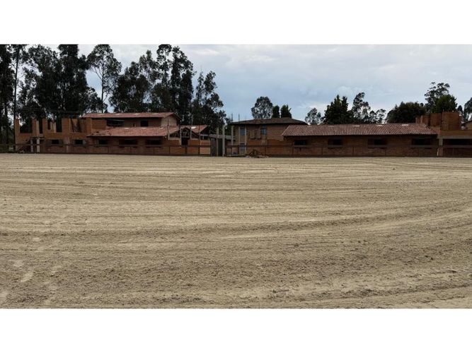 Finca en venta en Pinos Polo Club, Mosquera, 1567 m² · foto 21 de 22