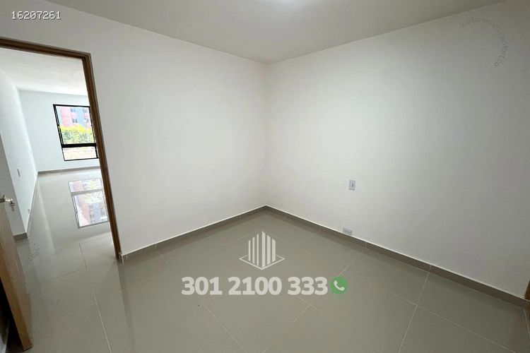 Apartamento de 3 alcobas en venta en El Tesoro, Medellín, 78 m² · foto 9 de 21