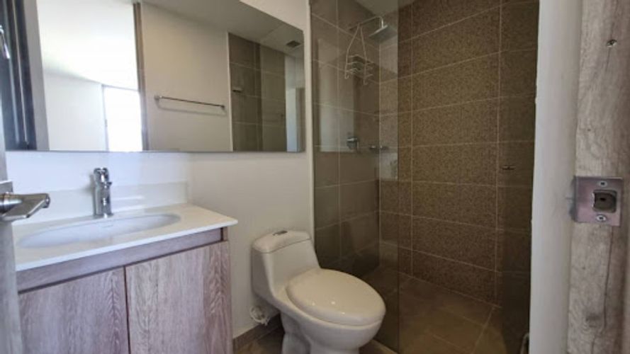 Apartamento de 2 alcobas en arriendo en Ciudad Del Río, Medellín, 68 m² · foto 13 de 17