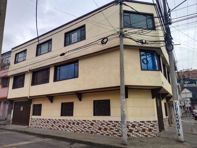 Casa en venta en Lucero Bajo, Bogotá · foto 2 de 24