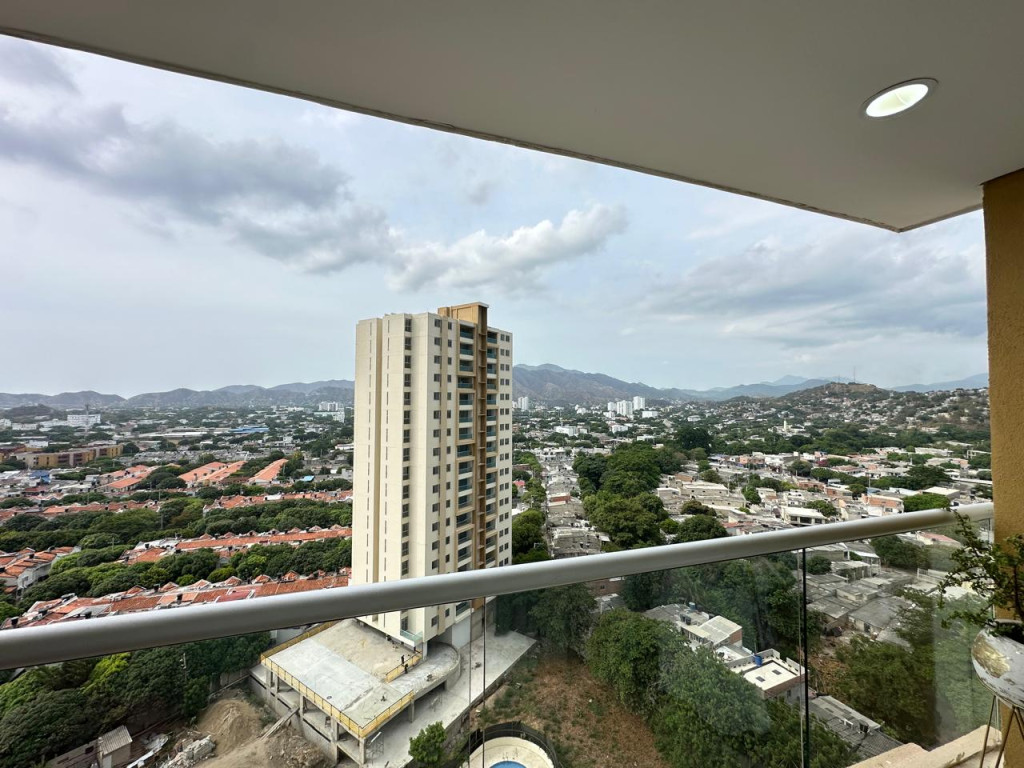 Apartamento en venta en El Mayor, Santa Marta · foto 21 de 24