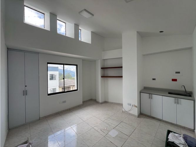 Consultorio en arriendo en Belen, Manizales, 25 m² · foto 2 de 11