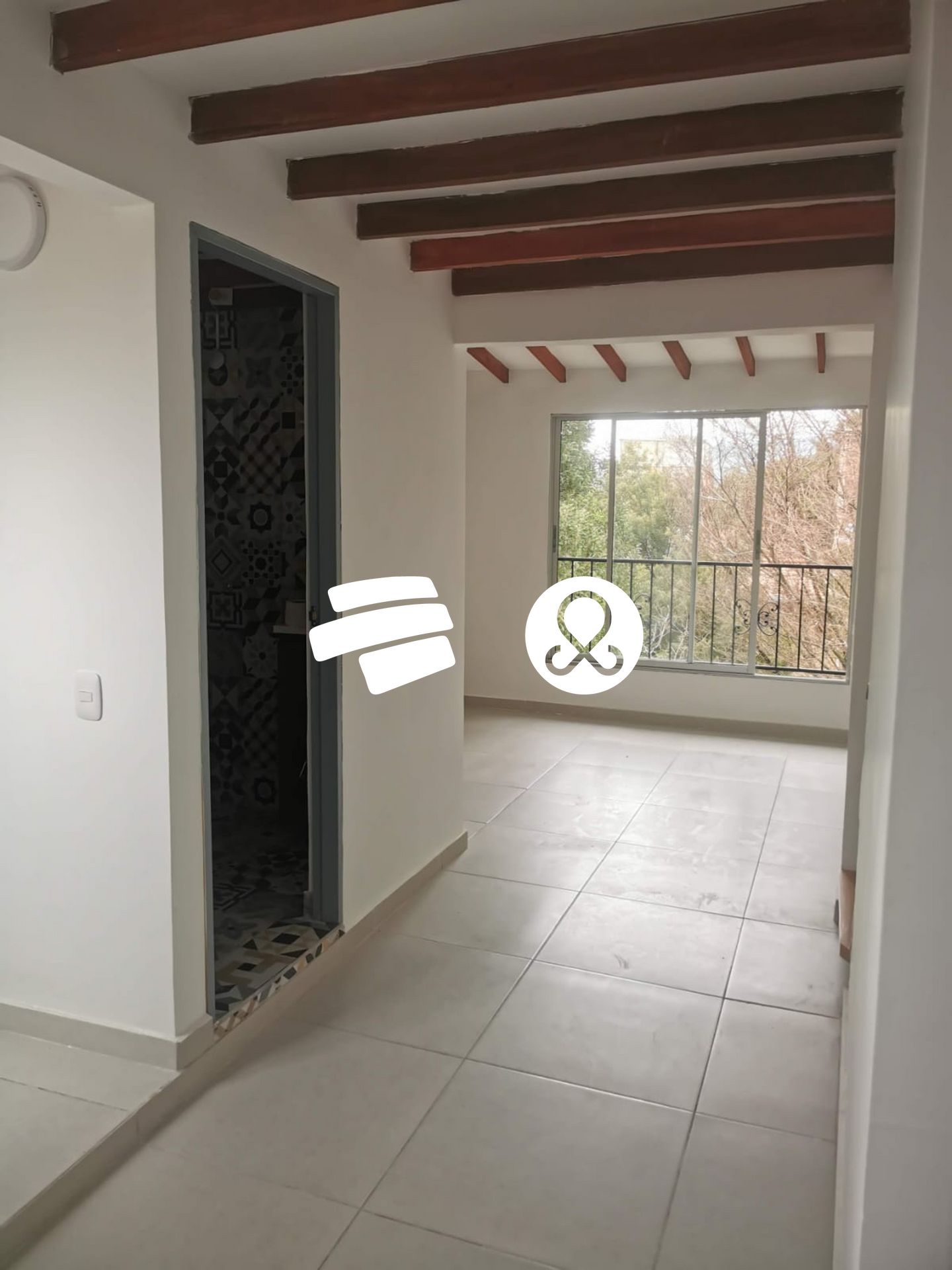 Casa en venta en Engativá, Bogotá · foto 3 de 19