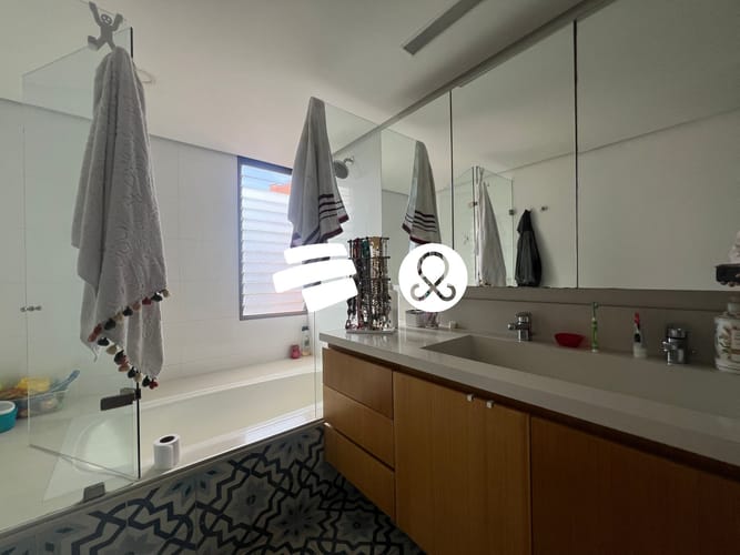 Apartamento en venta en El Poblado, Medellín · foto 17 de 24