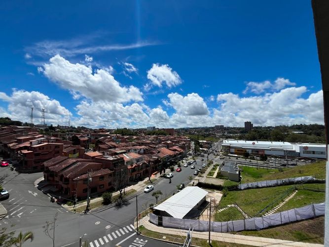 Apartamento de 3 alcobas en arriendo en El Porvenir, Rionegro, 82 m² · foto 9 de 9