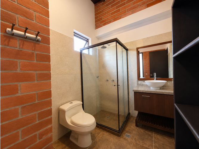 Casa de 4 alcobas en venta en El Carmelo, Sabaneta, 291 m² · foto 13 de 24