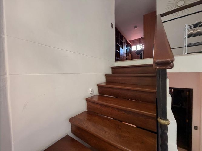 Casa de 4 alcobas en venta en El Carmelo, Sabaneta, 291 m² · foto 14 de 24