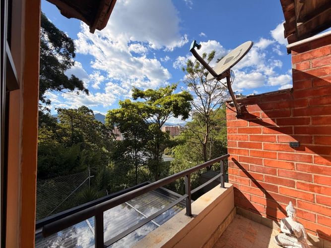 Casa de 4 alcobas en venta en El Carmelo, Sabaneta, 291 m² · foto 24 de 24