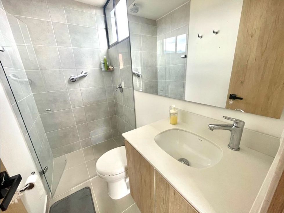 Apartamento en venta en Loma Linda, Envigado · foto 7 de 24