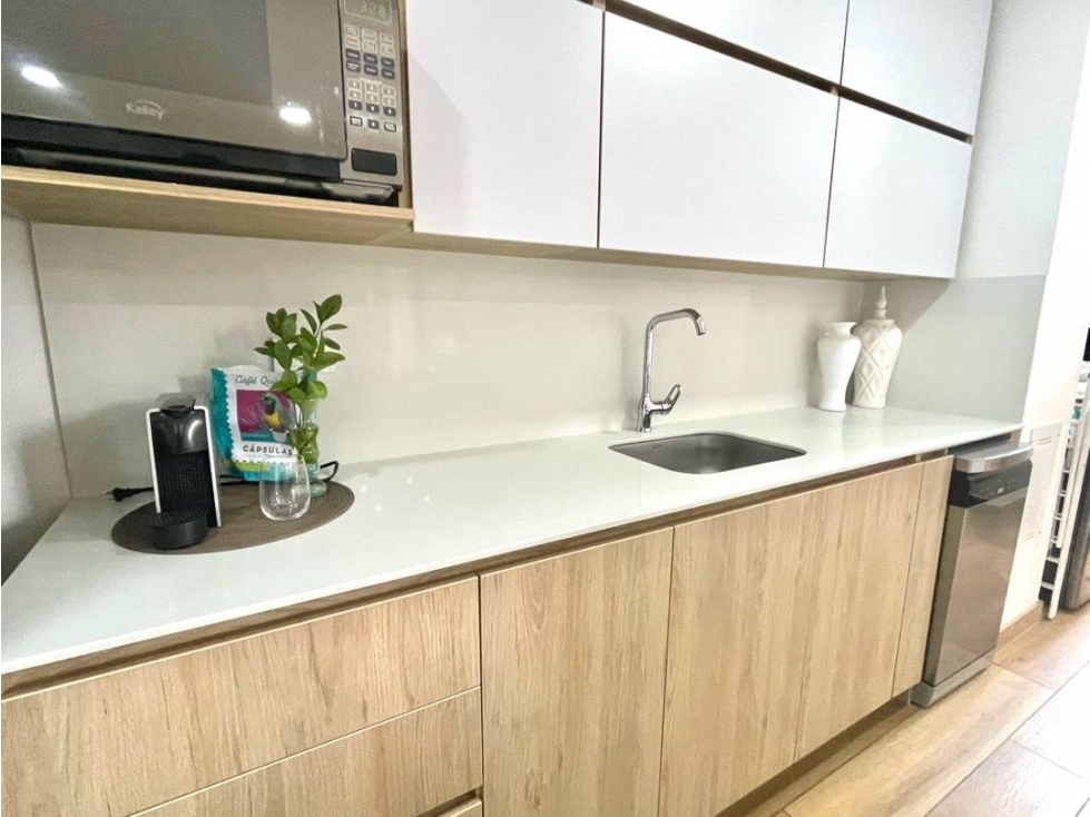 Apartamento en venta en Loma Linda, Envigado · foto 11 de 24