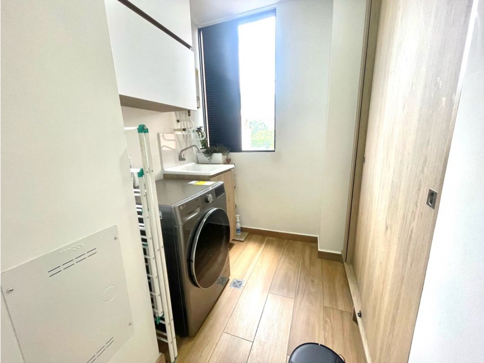 Apartamento en venta en Loma Linda, Envigado · foto 22 de 24