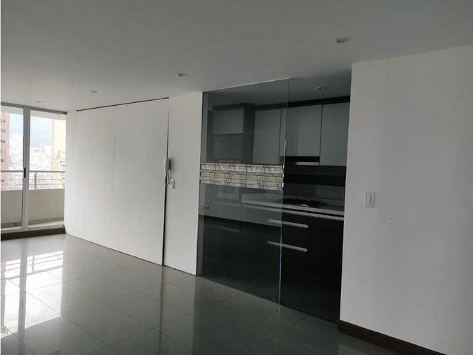 Apartamento en venta en Centro Internacional, Bogotá · foto 3 de 12