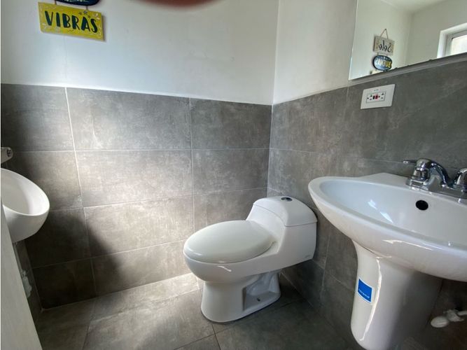 Bodega en arriendo en Rodeo Alto, Medellín, 145 m² · foto 7 de 11
