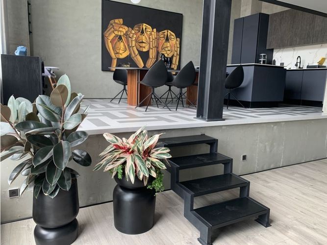 Apartamento de 3 alcobas en venta en Chicó Reservado, Bogotá, 222 m² · foto 2 de 24