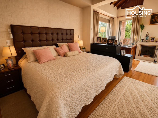 Casa de 4 alcobas en venta en Cerros De Suba, Bogotá, 370 m² · foto 2 de 17