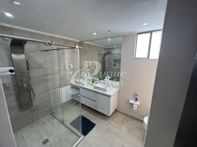 Apartamento de 3 alcobas en venta en Castropol, Medellín, 158 m² · foto 18 de 23