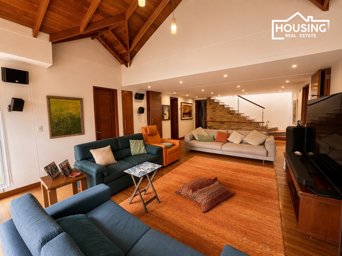 Casa de 4 alcobas en venta en Cerros De Suba, Bogotá, 370 m² · foto 10 de 17