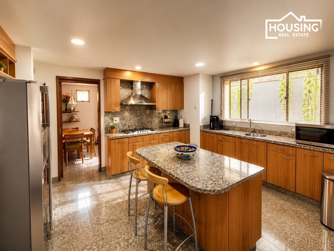 Casa de 4 alcobas en venta en Cerros De Suba, Bogotá, 370 m² · foto 14 de 17