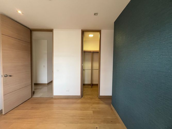 Apartamento de 3 alcobas en arriendo en El Poblado, Medellín, 169 m² · foto 10 de 20