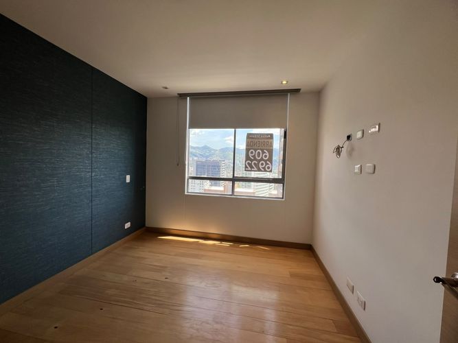 Apartamento de 3 alcobas en arriendo en El Poblado, Medellín, 169 m² · foto 12 de 20