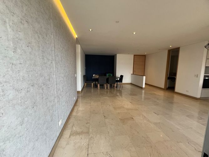 Apartamento de 3 alcobas en arriendo en El Poblado, Medellín, 169 m² · foto 14 de 20