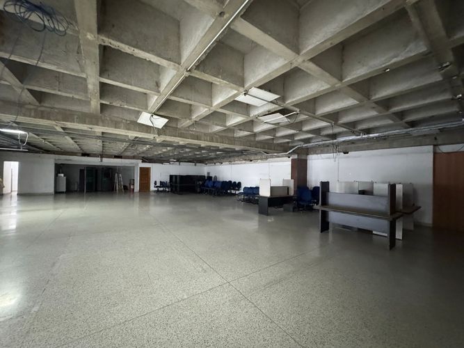 Oficina en arriendo en El Poblado, Medellín, 448 m² · foto 14 de 20