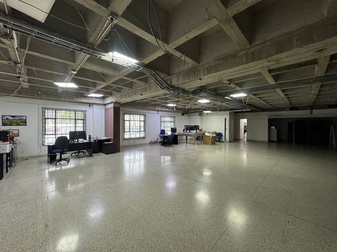 Oficina en arriendo en El Poblado, Medellín, 448 m² · foto 15 de 20