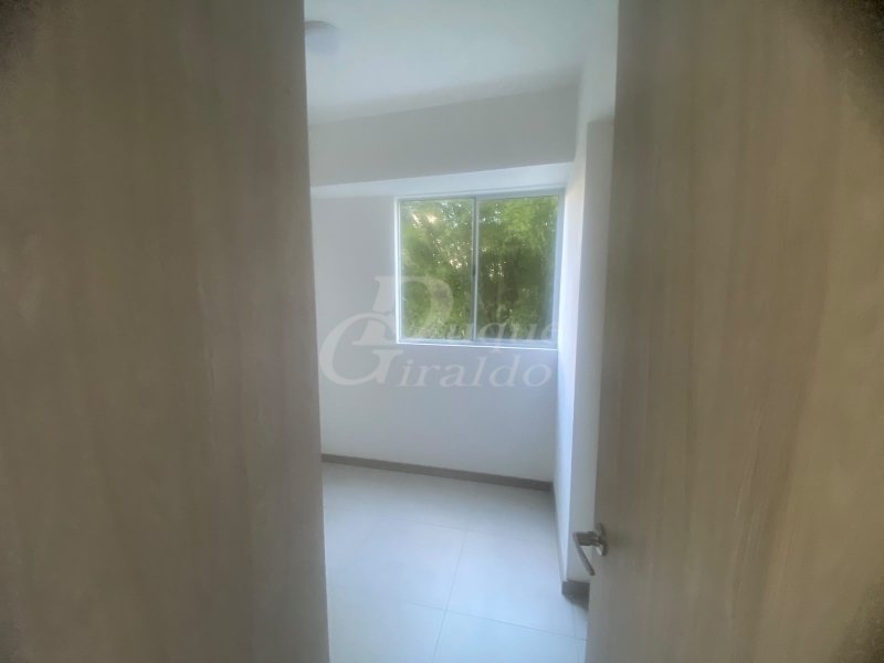 Apartamento en venta en Alcaravanes, Marinilla · foto 2 de 14
