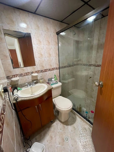 Apartamento en arriendo en Los Colores, Medellín · foto 4 de 13