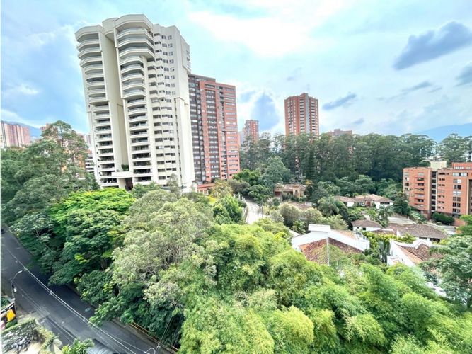 Apartamento de 3 alcobas en venta en Alejandría, Medellín, 127 m² · foto 8 de 24