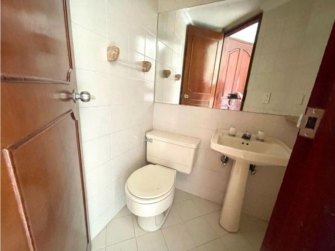 Apartamento de 3 alcobas en venta en Alejandría, Medellín, 127 m² · foto 10 de 24