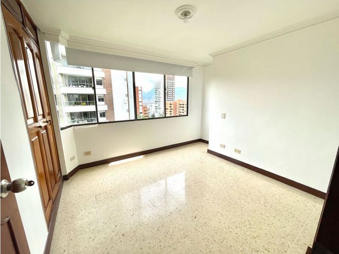 Apartamento de 3 alcobas en venta en Alejandría, Medellín, 127 m² · foto 15 de 24