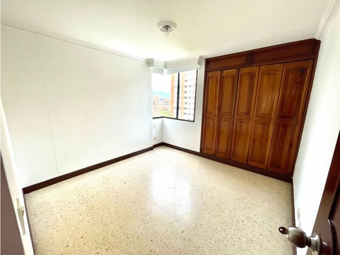 Apartamento de 3 alcobas en venta en Alejandría, Medellín, 127 m² · foto 19 de 24