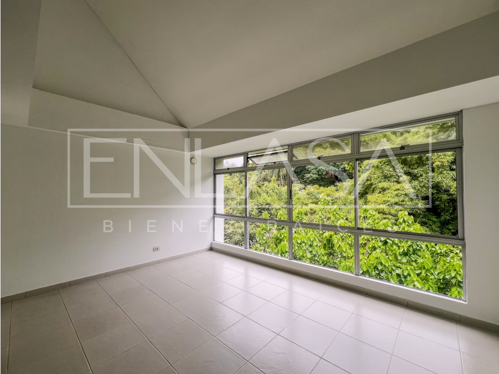 Apartamento en Arriendo en El peñon, Cali