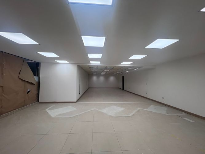 Local en venta en Sector Plaza De Bolivar, Pereira, 352 m² · foto 3 de 8