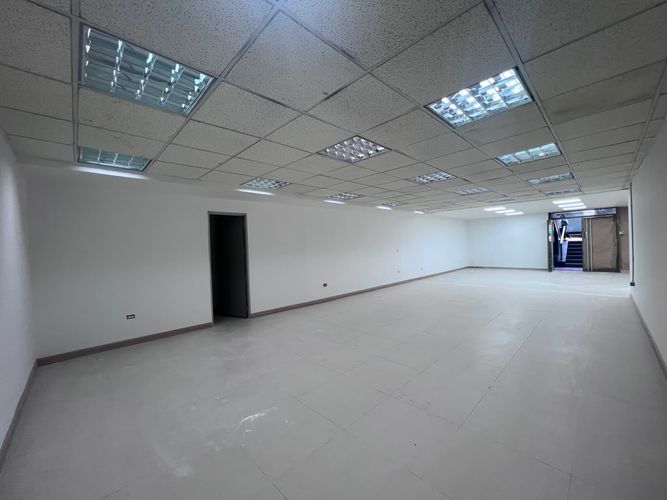 Local en venta en Sector Plaza De Bolivar, Pereira, 352 m² · foto 4 de 8