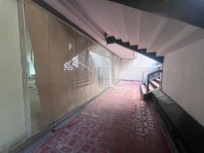 Local en venta en Sector Plaza De Bolivar, Pereira, 352 m² · foto 7 de 8