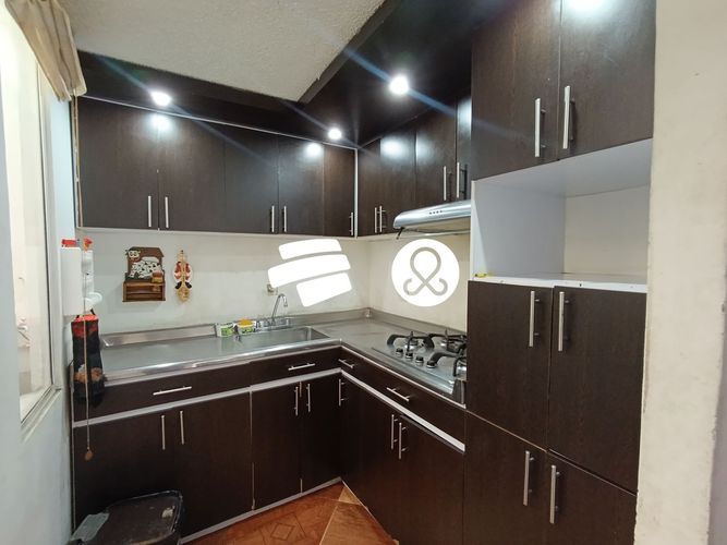 Casa de 2 alcobas en venta en Bolonia I, Bogotá, 45 m² · foto 2 de 24