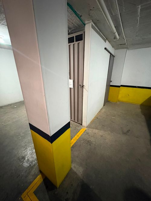 Apartaestudio en venta en Quinta Paredes, Bogotá, 34 m² · foto 14 de 18