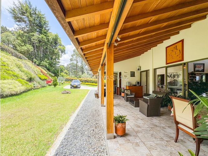 Casa de 5 alcobas en venta en El Tablazo, Rionegro, 472 m² · foto 5 de 13
