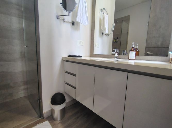 Apartamento de 2 alcobas en venta en El Poblado, Medellín, 71 m² · foto 16 de 18