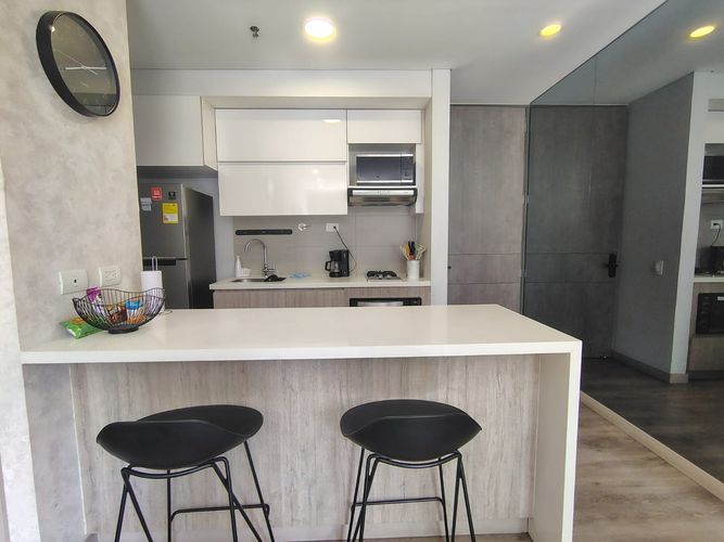 Apartamento de 2 alcobas en venta en El Poblado, Medellín, 71 m² · foto 14 de 18