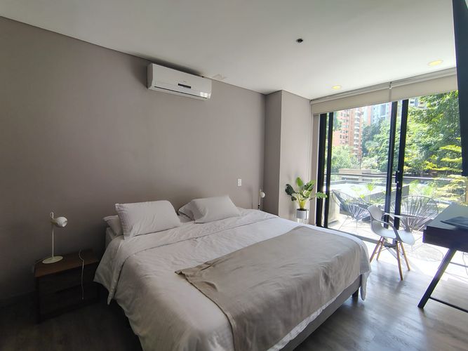 Apartamento de 2 alcobas en venta en El Poblado, Medellín, 71 m² · foto 15 de 18
