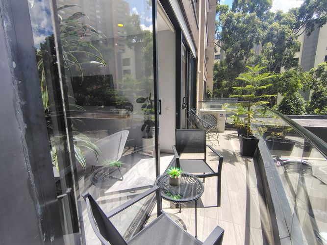 Apartamento de 2 alcobas en venta en El Poblado, Medellín, 71 m² · foto 18 de 18